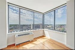 10 City Place #17A, White Plains NY 10601