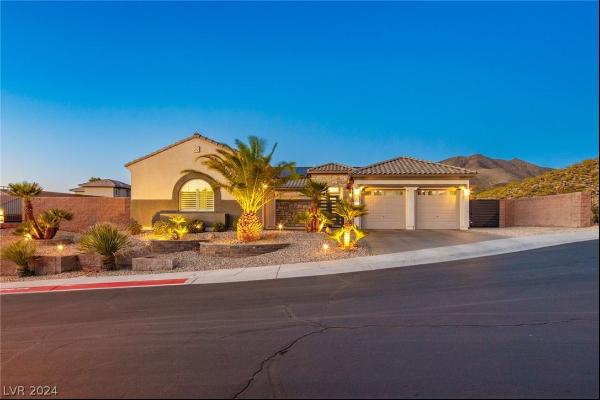 2704 Chateau Clermont Street, Henderson NV 89044