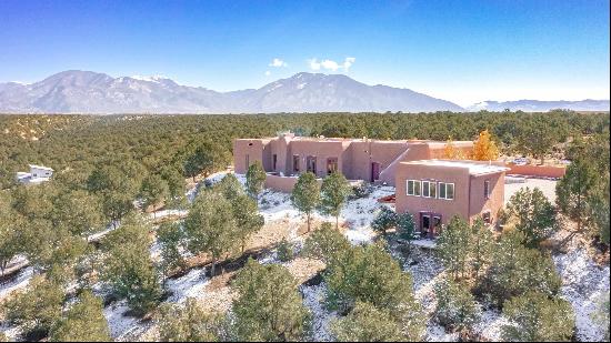 70 Sandia Canyon Road, Taos NM 87571