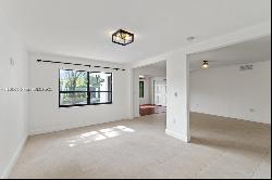 10670 SW 87th Ave Unit 10670, Miami FL 33176