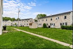 31 Midland Heights Circle Unit F, Beaver PA 15059