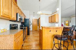 8944 N Ridgewood Ct, Park City KS 67147