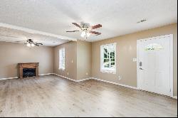 6739 Greenfield Lane, Gloucester, VA 23061