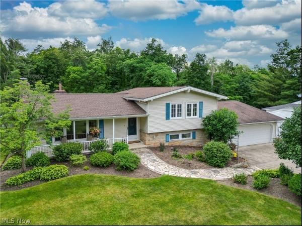 381 Hickory Hill Road, Chagrin Falls OH 44022