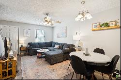 Charming Condo in Cannonborough