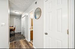 Charming Condo in Cannonborough