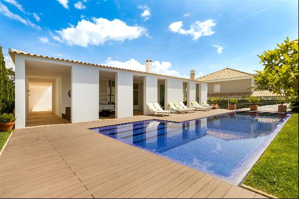 Detached house, 9 bedrooms, for Sale