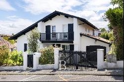 GUETHARY, A HOUSE WITH SWIMMING POOL