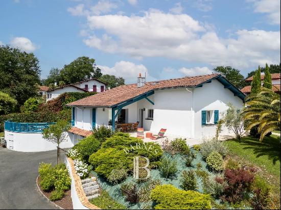 ARCANGUES, PRETTY RENOVATED HOUSE NEAR VILLAGE