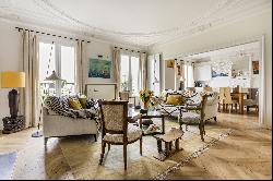 Apartment for rent for seasonal rental, prestigious 7th arrondissement of Paris