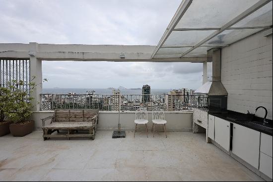 Duplex penthouse with sea and Dois Irmãos views