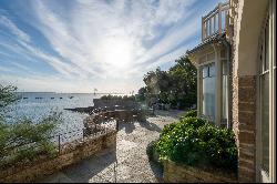 Near La Baule ; Magnificent property with seaview.