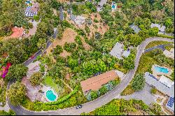 Glen Oaks Boulevard - Vacant Land