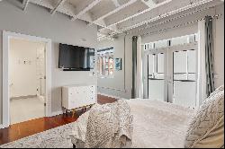 Highly Sought After Corner Unit In Luxurious Midtown Loft Building!