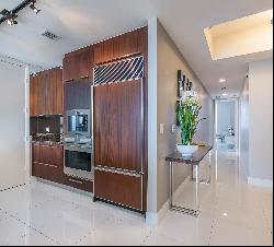 15811 Collins Ave, #1102, Sunny Isles Beach, FL