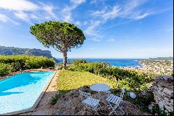Cassis - Villa on the Heights with Panoramic Sea View