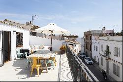 Fully renovated townhouse in the old center of Sant Pere de Ribes