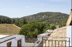 Fully renovated townhouse in the old center of Sant Pere de Ribes