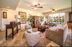 Beautiful Updated Luxury Condo in South Maui