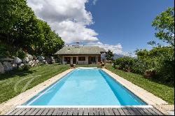 Mid-Month or monthly rental : Chalet with swimming pool