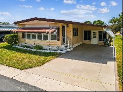 39820 Us Highway 19 N #202, Tarpon Springs FL 34689