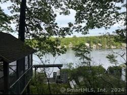 268 N Shore Road, Killingly CT 06241