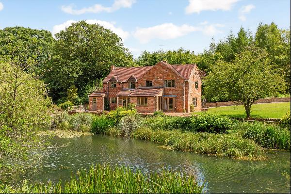 A modern country house in a spectacular position on the Northern fringes of Salisbury Plai