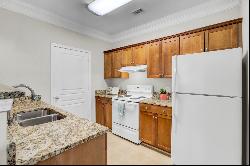 200 Bucksley Lane Unit 204, Charleston SC 29492