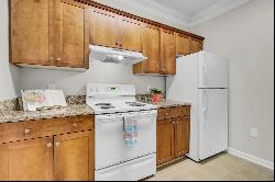 200 Bucksley Lane Unit 204, Charleston SC 29492