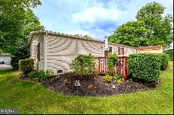 12 Williams Way, Sellersville PA 18960