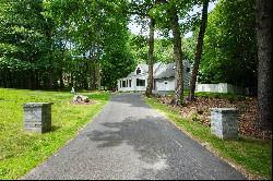 14 Greenwood Road, Granby CT 06060