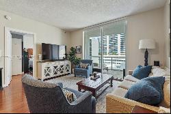 1060 Brickell Ave Unit 1803, Miami FL 33131