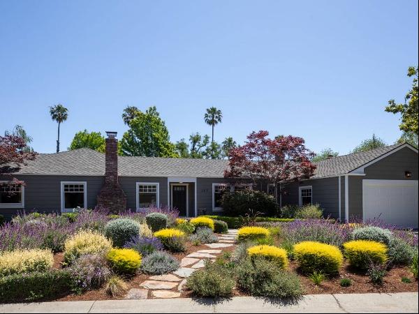 Elegant North Los Altos California Ranch Home in Prime Cul-De-Sac Location Near Downtown