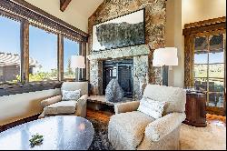 Panoramic Mountain Views, Refined Luxury Retreat at Wolf Creek Ranch