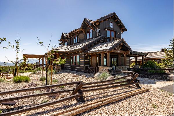 Panoramic Mountain Views, Refined Luxury Retreat at Wolf Creek Ranch