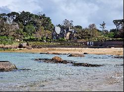 Perros Guirec, belle villa vue mer avec accès direct à la plage