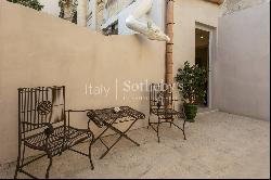 Elegant appartement in picturesque Baroque Noto