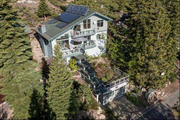 Pano Lake Views and white sand beach access to 2 piers and beaches & buoy field