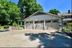 223 Maple Avenue, Saratoga Springs NY 12866