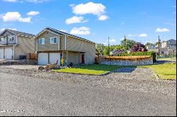 601 W Home Ave, Selah WA 98942