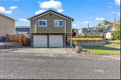 601 W Home Ave, Selah WA 98942