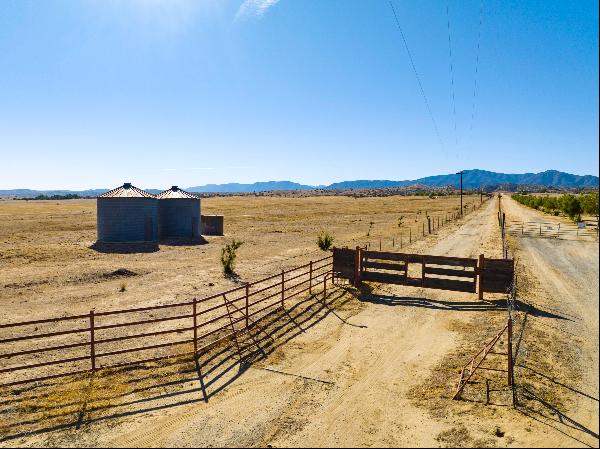 2011 Foothill Road, New Cuyama CA 93214