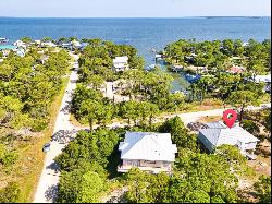 1040 Porter St, St. George Island FL 32328