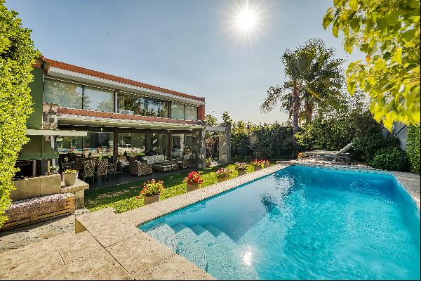 Mediterranean-style house in San Carlos de Apoquindo.