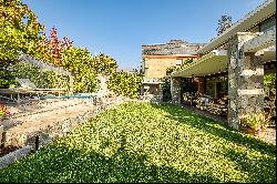 Mediterranean-style house in San Carlos de Apoquindo.