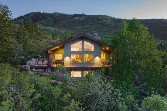 Views for Miles, Incredible Privacy on Iron Mountain in Park City