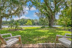 1761 W Holly Oaks Lake Road, Jacksonville FL 32225