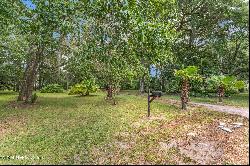 1761 W Holly Oaks Lake Road, Jacksonville FL 32225