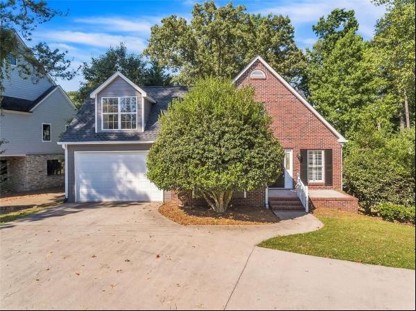 5634 CHAMBLEE DUNWOODY Road, Atlanta GA 30338