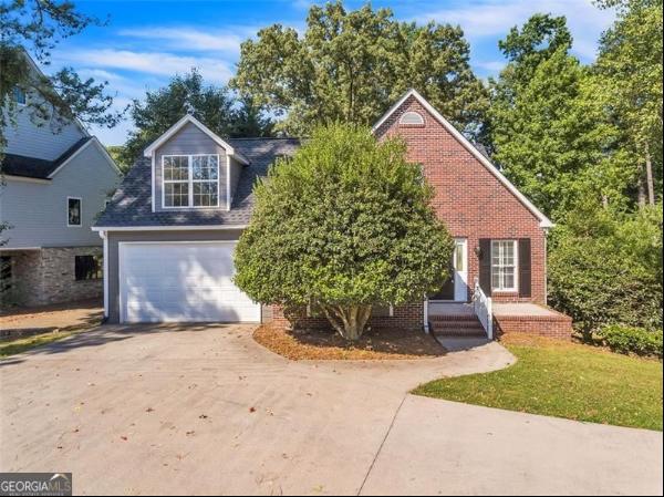 5634 CHAMBLEE DUNWOODY Road, Atlanta GA 30338